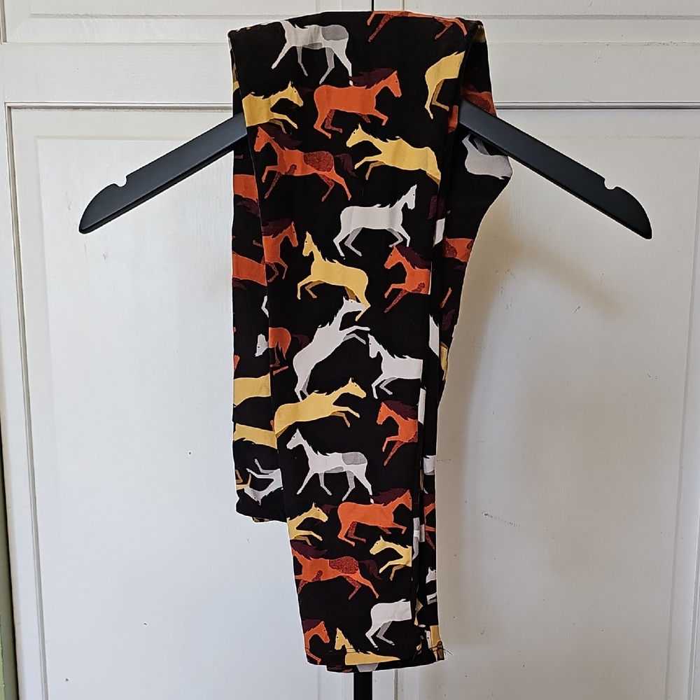 NWOT lularoe Leggings